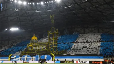 D'après cette photo, dans quel stade de football nous trouvons-nous ?