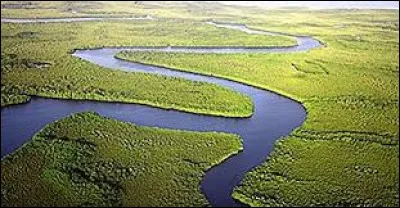 Lequel de ces pays d'Afrique ne porte pas le nom d'un cours d'eau ?