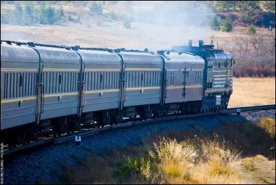 Combien de fuseaux horaires sont traversés lorsqu'on voyage en transsibérien de Moscou à Vladivostok ?