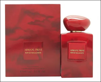 J'ai joué dans "Indiana Jones et la dernière croisade" et "Octobre rouge". Je suis donc :