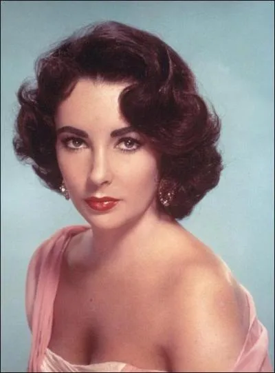 Cette actrice a remport deux fois l'Oscar de la meilleure actrice pour ses rles dans 'La Vnus au vison' et 'Qui a peur de Virginia Woolf ? '.