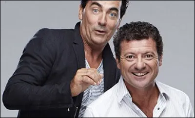 Dans quelle voiture ''Les Chevaliers du Fiel'' veulent-ils la prendre nue ?