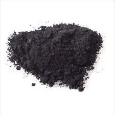 Avec quelle substance faisait-on briller les chaussures ?