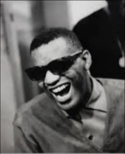 Ray Charles a chant&eacute; ''Georgia on My Mind'' en hommage &agrave; l'&Eacute;tat o&ugrave; il est n&eacute;, la G&eacute;orgie dont la capitale est Atlanta. Quelle soci&eacute;t&eacute; am&eacute;ricaine a son si&egrave;ge social dans cette ville ?