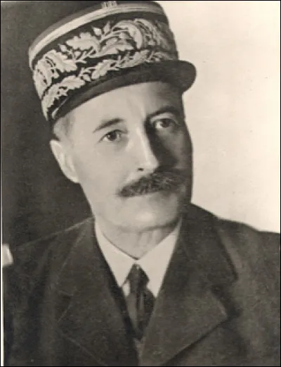 Qui est cet Henri, général d'armée, Haut-commissaire de la France en Afrique en 1942, puis commandant en chef civil et militaire et chef de l'armée d'Afrique, mort en 1949 ?