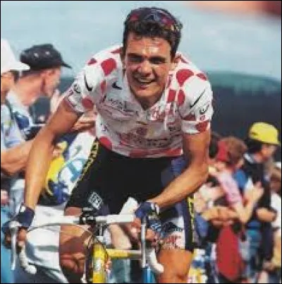 Dans quelle ville Richard Virenque a-t-il remporté 2 victoires d'étape sur le Tour de France ?