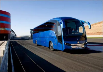 Voici un modèle, signé d'un carrossier espagnol, à l'aspect imposant mais pas désagréable.