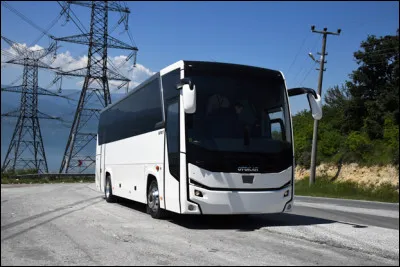 Nous revoici sur le continent eurasiatique avec la figure de proue de ce constructeur turc. Quel est le nom de l'otokar le plus compact de ce quiz ?
On écrit a-u-t-o-c-a-r ! CalvinC00lidge, tu es désespérant