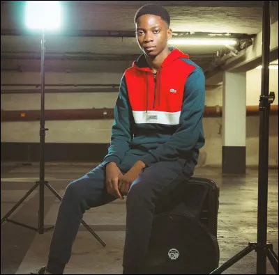 Avec qui ce rappeur a-t-il fait un feat ?