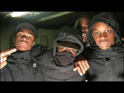 Comment se nomme le premier titre de la 2zg ?