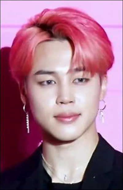 Qui est cette mignonne petite personne ?