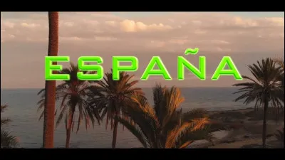 Après "Alicante" ou encore "Porto Rico" sort le clip "España".
Qui est l'interprète de ces titres ?