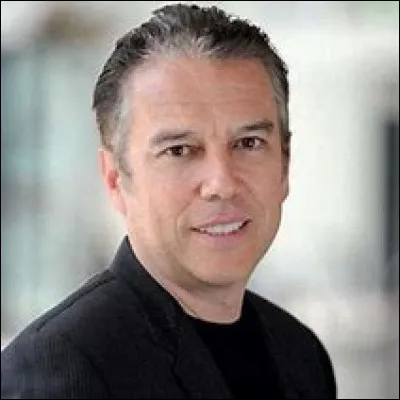 Qui est ce Philippe, journaliste, animateur de radio et de télévision ?