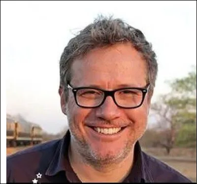 Qui est ce Philippe, journaliste et animateur de télévision, il anime les émissions documentaires "des trains pas comme les autres" et "faut pas rêver " ?