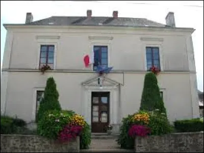 Ancienne commune Angevine, dans le Segréen, Saint-Sauveur-de-Flée se situe en région ...