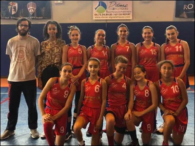 Quelle &eacute;quipe &eacute;volue cette saison en championnat R&eacute;gionale 1 Auvergne Rh&ocirc;ne Alpes ?