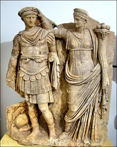 Julia Agrippina, la mère de l'empereur Néron, fut celle qui le porta au pouvoir. C'est Néron qui fut à l'origine de son assassinat. Comment mourut elle ?