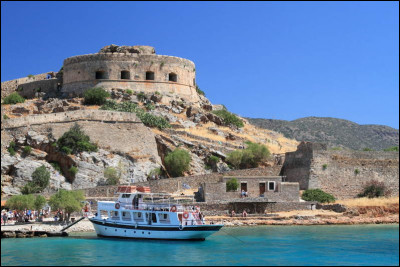 Quel était l'ancien nom de la Crète une île grecque de la mer Égée ?