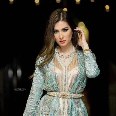 Quel est le nom de ce mannequin ?