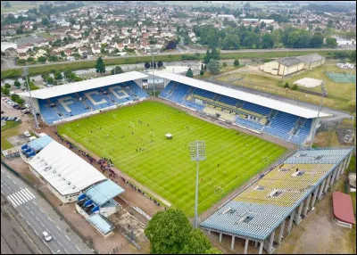 Ville bourguignonne de 7000 habitants dans le département de Saône-et-Loire, traversée par l'Arroux et dont l'histoire est marquée par ses forges :
