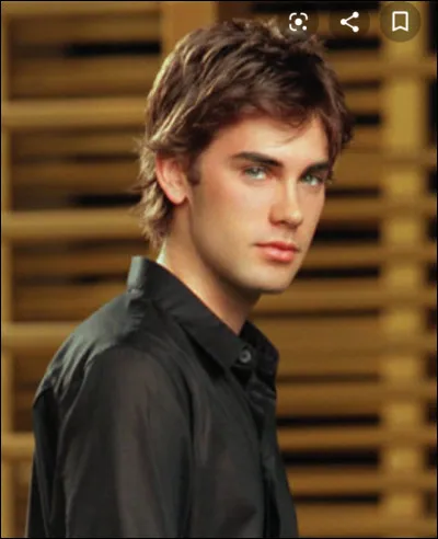 Dans les bras de qui est-il mort ?