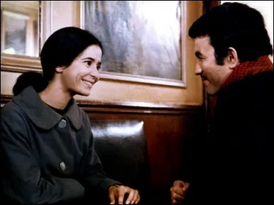 Ce film de Michel Drach, inspiré du roman homonyme de Claire Etcherelli, raconte la liaison d'une ouvrière (Marie-José Nat) avec un algérien militant du FLN : c'est ...