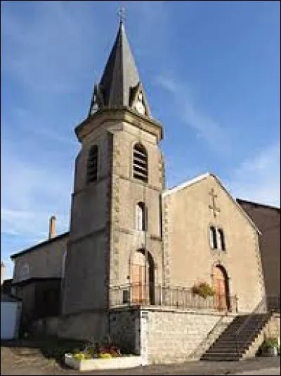 Nous sommes à présent à 10 kilomètres de chez moi, devant l'église Saint-Jacques d'Avricourt. Village du nouveau canton de Baccarat, il se trouve dans le département ...