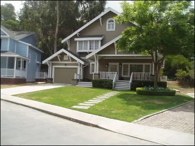 Qui n'a jamais vécu dans la maison de Mike portant le numéro 4356 ?