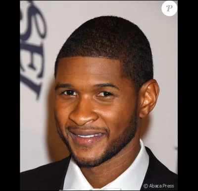 Ce chanteur se nomme :