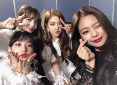 Qui est la plus vieille du groupe ?