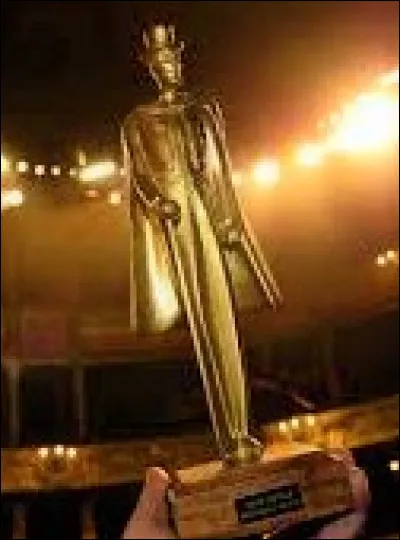 En 2019, il fête les 30 ans du festival des Mandrakes d'Or et remet le Mandrake du plus grand magicien du monde à David Copperfield.