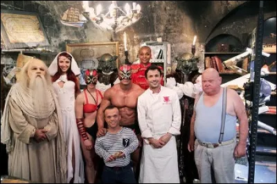 Dès 1990, il crée des cellules pour "Fort Boyard" et joue le rôle d'un pirate magicien dans l'émission pendant 10 saisons !