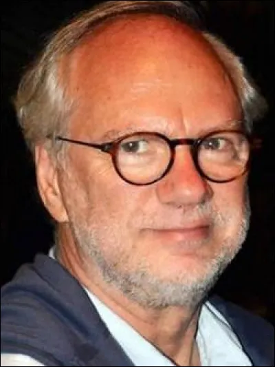 Qui est ce Laurent, journaliste, directeur de la rédaction du quotidien "libération" ?