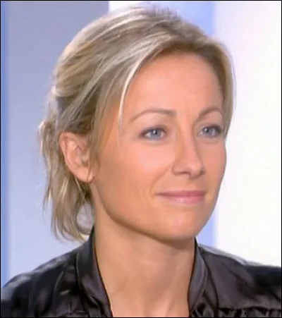 Qui est cette Anne-Sophie, journaliste et animatrice de télévision ?