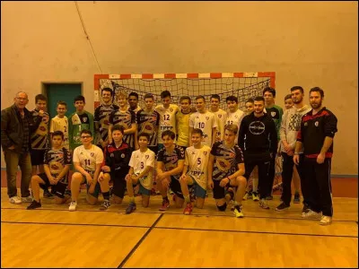 Quels ont été les résultats des deux rencontres opposant nos deux équipes - 15 masculins LCH1 et LCH2 durant la première phase du championnat interdépartemental saison 2019-2020 ?