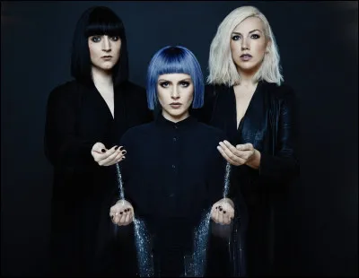 Qui chante "Femme, femme, femme" ?