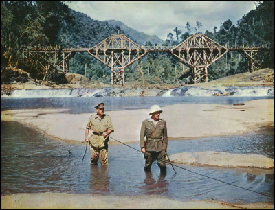 Mis en avant dans un film de David Lean sorti en 1957, dans quelle ville thaïlandaise peut-on traverser le pont sur la rivière Kwaï ?