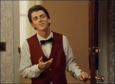 Toujours dans l'épisode de l'hôtel, le groom demande un pourboire à Mr Bean. Celui-ci lui donne :