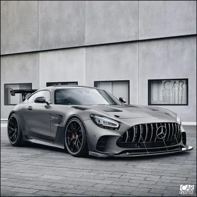 Quelle est cette voiture ? (Une de mes préférées)