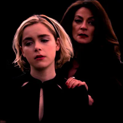 Mme Wardwell explique à Sabrina la raison pour laquelle elle la protège. Quelle est cette raison ?