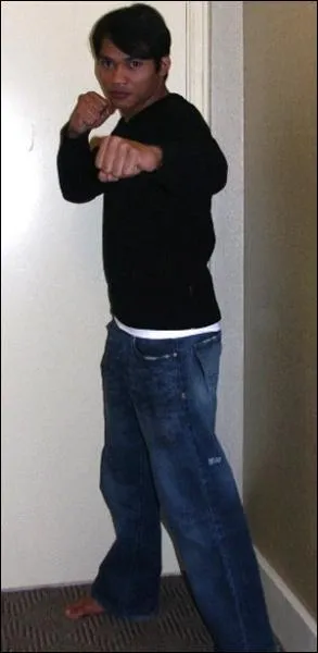 Quel est le genre du film Ong Bak ?