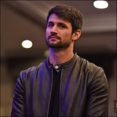 Qui n'est pas sorti-e avec Eric ?