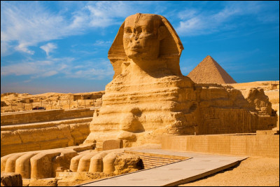 Comment appelait-on le "papier" sur lequel écrivaient les Égyptiens ?