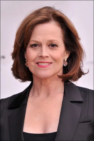Dans lequel de ces quatre films Sigourney Weaver n'a-t-elle jamais joué ?