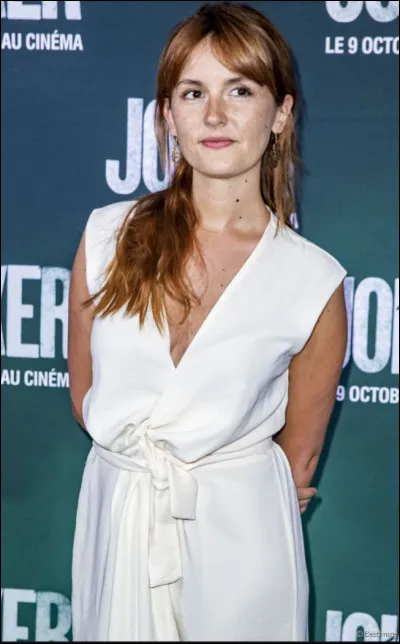 Laura fait des études de...