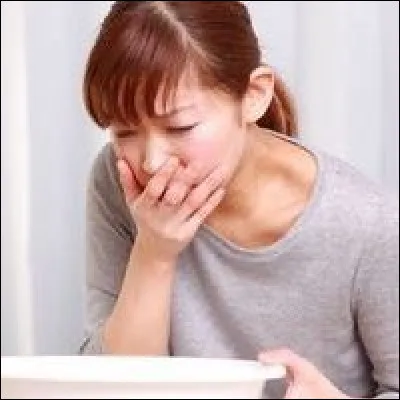 Qui a vomi lors d'un spectacle dans le tome 1 ?