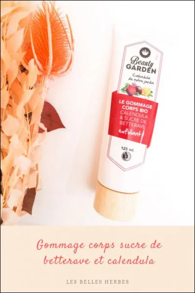 Il est recommandé de faire un gommage avant de s'exposer au soleil afin que le bronzage soit plus uniforme.