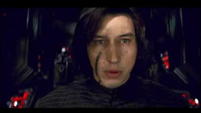 Comment s'appelle l'acteur qui joue le rô ; ; le de Ben Solo ?