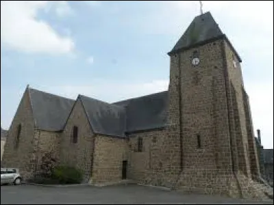 Voici l'&eacute;glise Saint-Pierre-et-Saint-Paul du Horps. Commune Mayennaise, elle se situe en r&eacute;gion ...