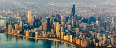 &Agrave; quel pays associez-vous la ville de Chicago ?